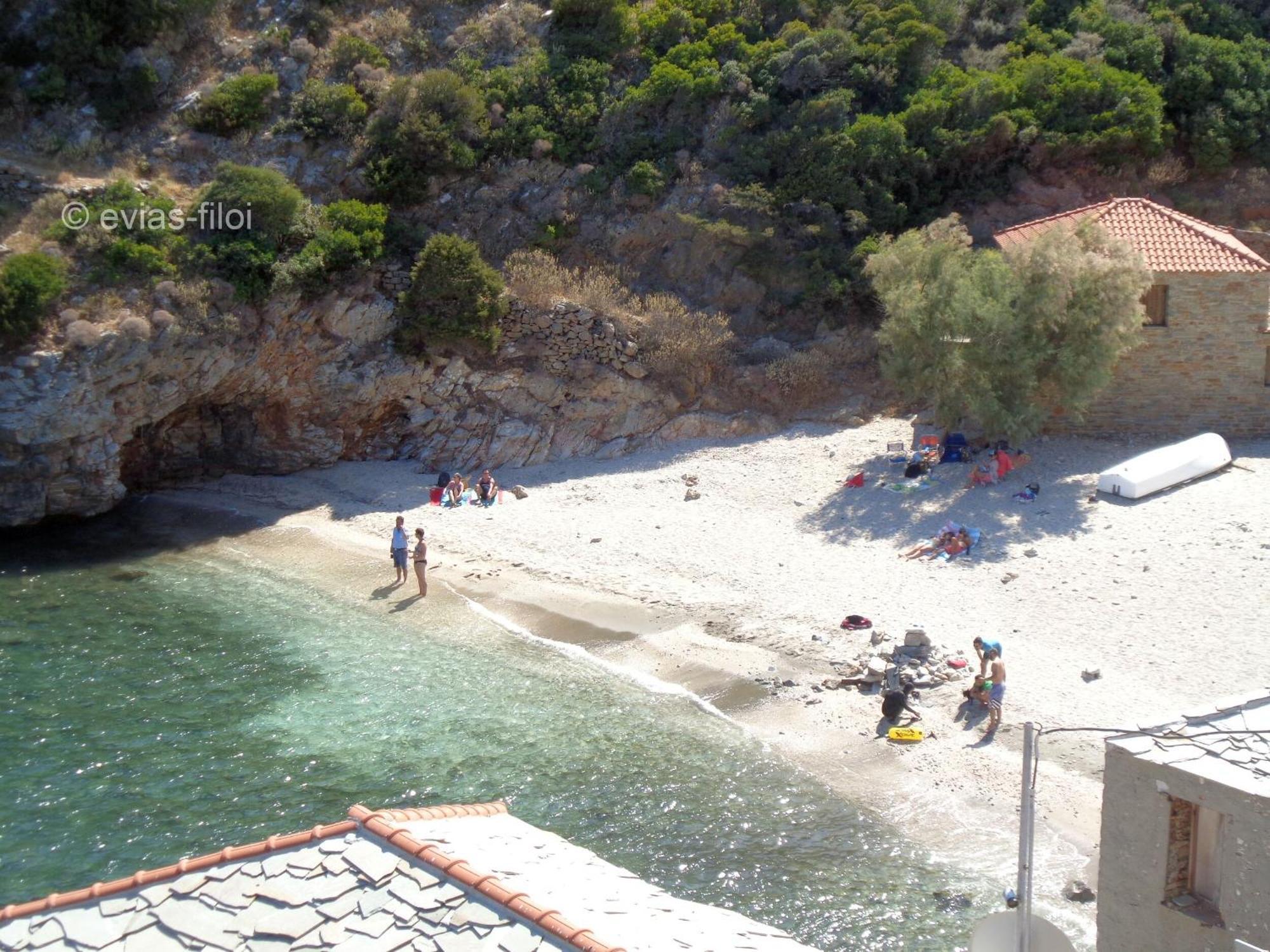 Tsakei Παραθαλασσιο Σπιτι Στην Εξοχηヴィラ エクステリア 写真